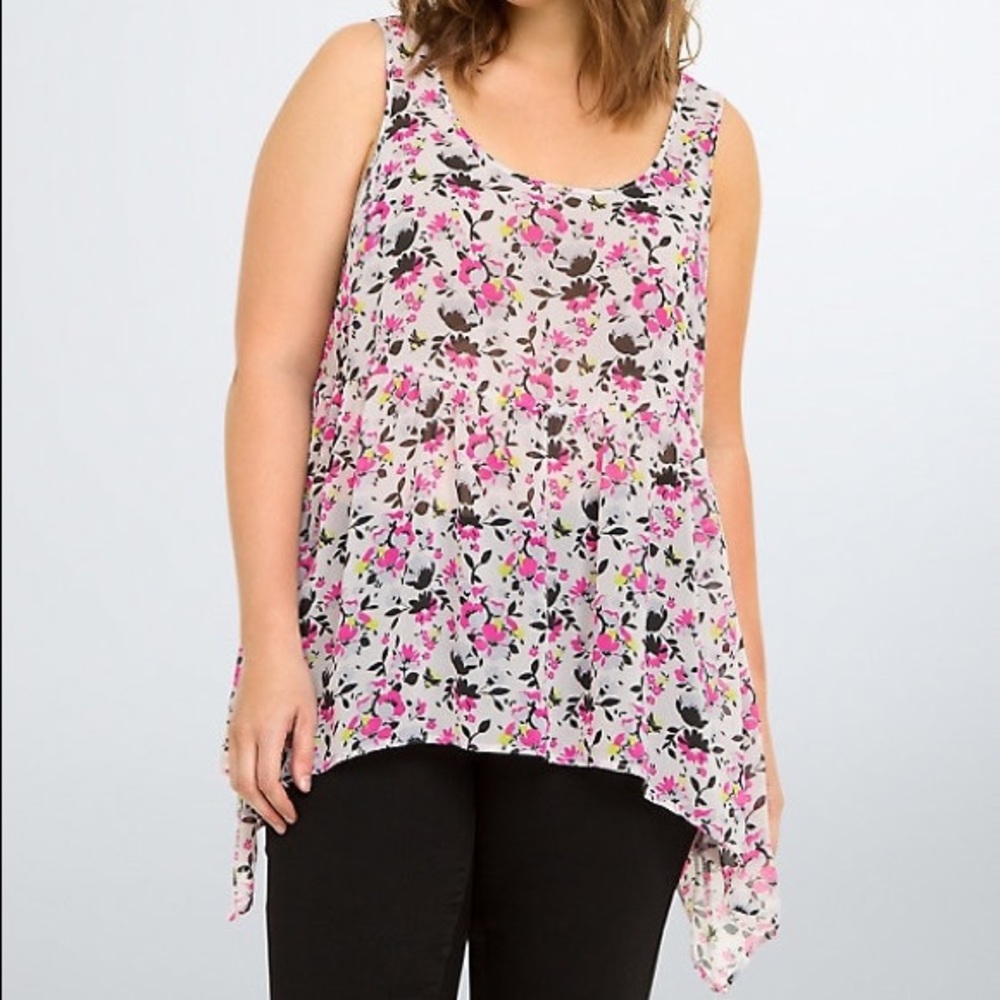 Torrid Floral chiffon sharkbite tank